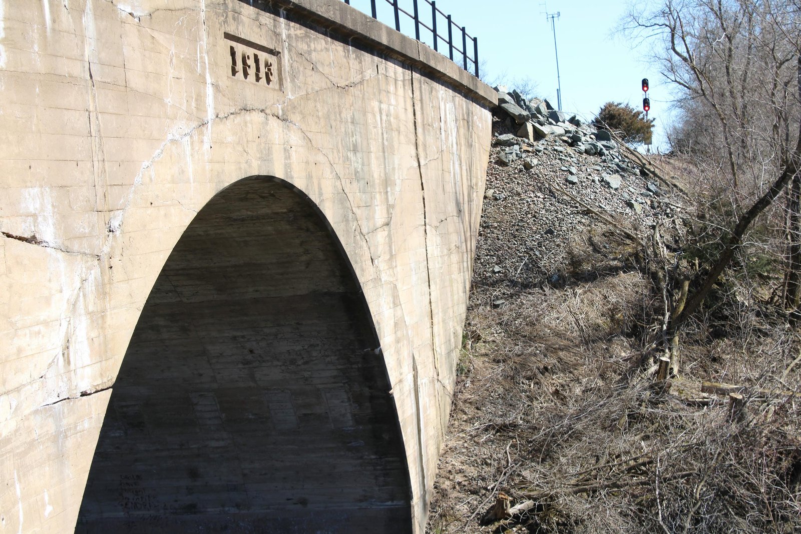East abutment